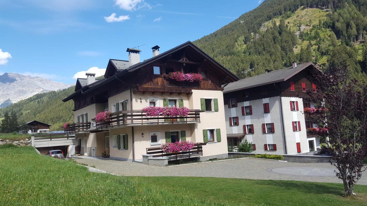Casa Le Rondini Apartman Valdisotto Kültér fotó