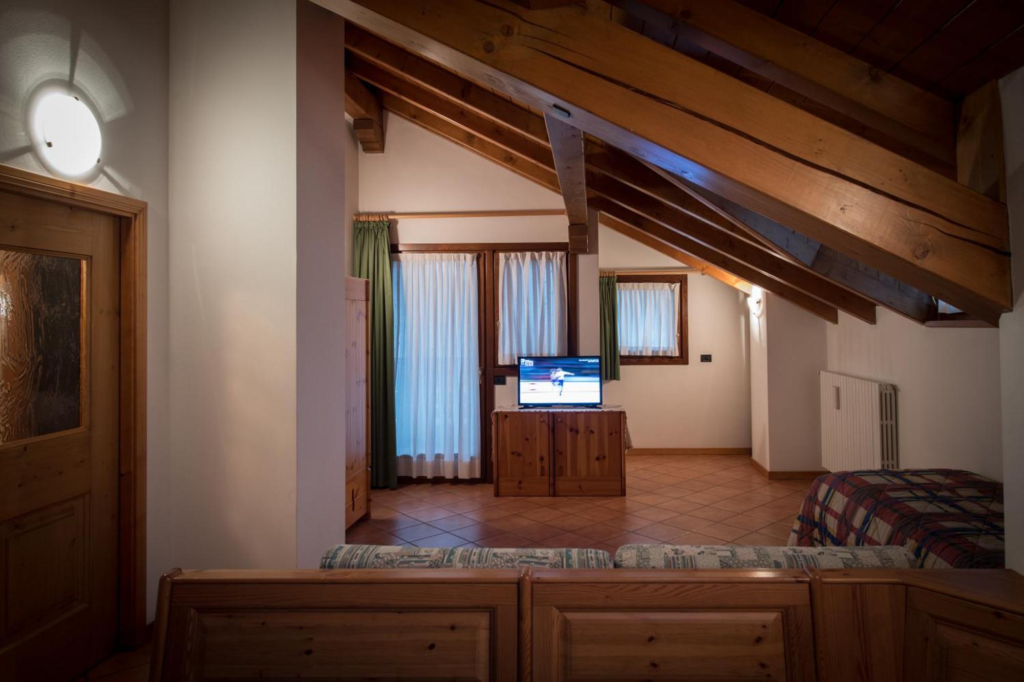 Casa Le Rondini Apartman Valdisotto Kültér fotó
