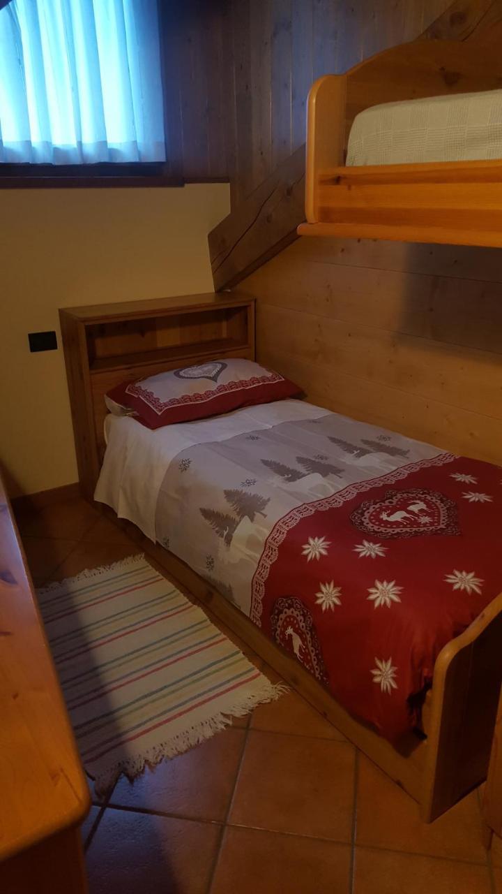 Casa Le Rondini Apartman Valdisotto Kültér fotó